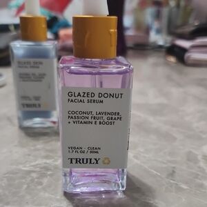 TRULY Glazed Donut Facial Serum with Purple Hue